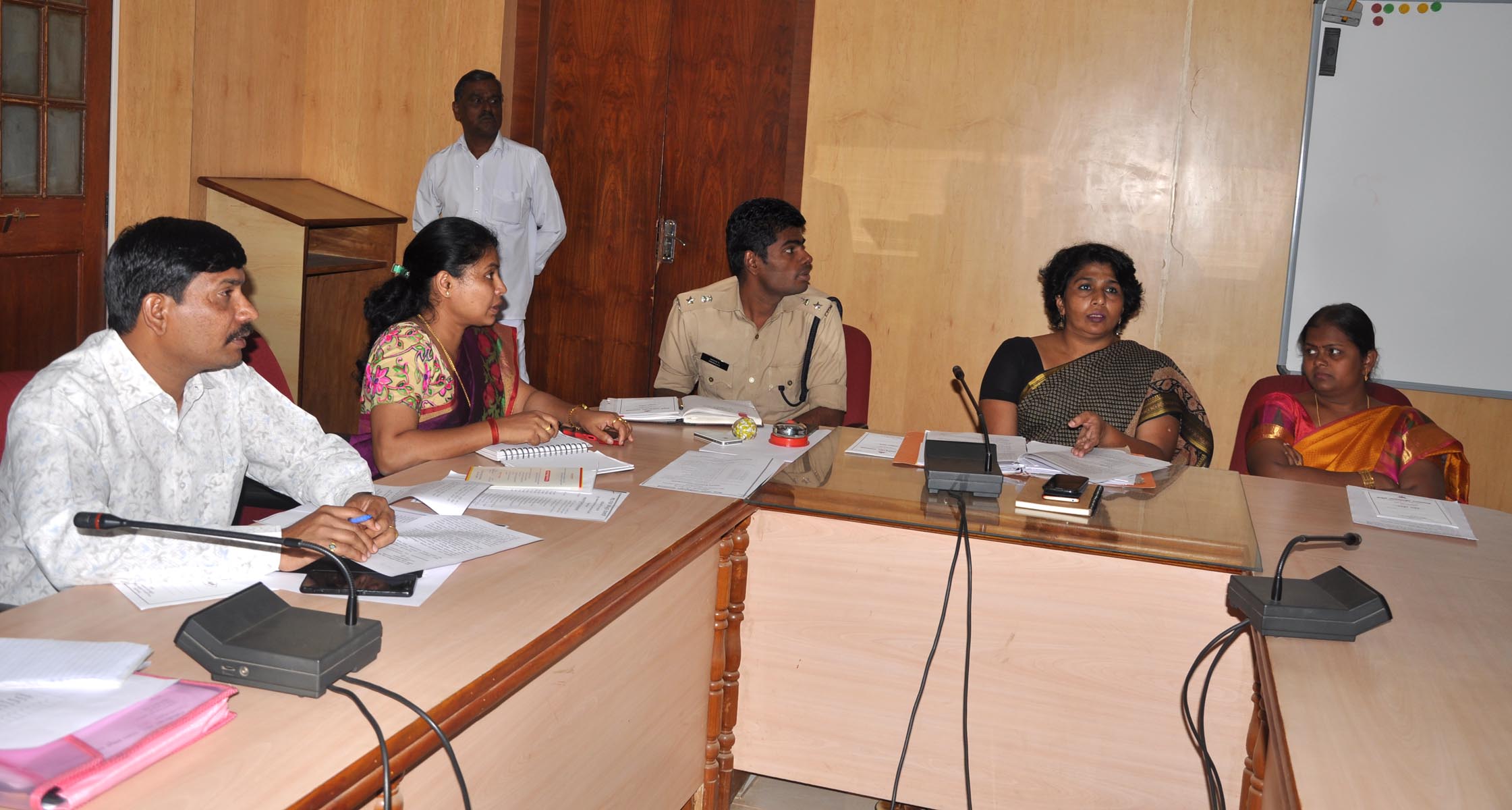 ಪರಿಸರ ಸ್ನೇಹಿ ದೀಪಾವಳಿ ಹಬ್ಬ ಆಚರಿಸಿ: ಜಿಲ್ಲಾಧಿಕಾರಿ ಜಿ.ಸತ್ಯವತಿ